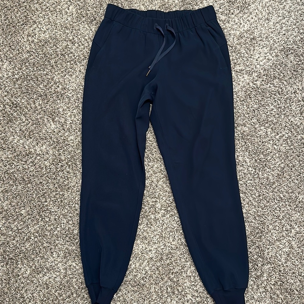 Lululemon joggers